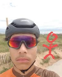 Felix Robert (@felixrobbb) • Instagram photos and videos