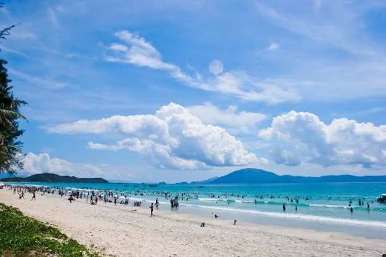 Đến biển Mỹ Khê Đà Nẵng, 1 trong 6 bãi biển đẹp nhất hành tinh
