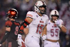 2018 Niu Football Preview Awesome Defense And Awesome