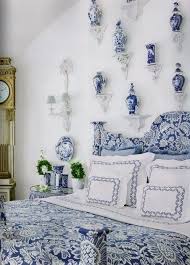 See more ideas about wall sconces, sconces, wall sconce lighting. Eye For Design Decorating With Wall Sconce Shelves
