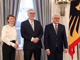 Welche aufgaben hat der bundespräsident eigentlich? Prof Hardinghaus Zu Gast Beim Bundesprasidenten Elisabeth Vinzenz Verbund