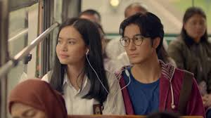 Love instantly becomes a wound that often brings sorrow, love, which was originally a verb, becomes a sign of danger. Movie Review Around The World With Netflix Geez Ann Show Us Indonesian Puppy Love Movie Nation