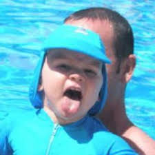 Gavin Hackett (@GavHackett)