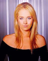 Amber Marshall Amber Marshall Hairstyles Medium Length Hair Styles Hairstyle