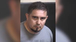 Richard Dearing fue condenado por abusar de una chica que conoció por  internet