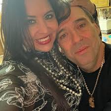 Is Sud Daddeez in Port Lavaca open?