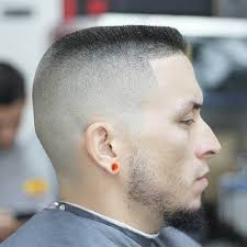 We offer you a comprehensive guide to sport this look in a way that best bald fade is perhaps one of those modern and contemporary styles that exude glitz, suave. Flat Top Fade 10 Robuster Look Fur Manner Hairstylecamp Tombouctou