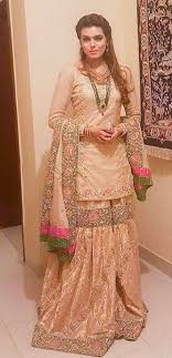 Pinterest Pawank90 Blouse Design Models Pakistani Outfits Indian Dresses