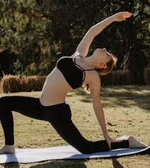 I'm a mother of a two year old and have a busy career. 10 Minute Morning Yoga Stretches You Can Do Every Day Koko Move