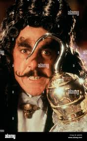 Hook 1991 dustin hoffman hi-res stock photography and images