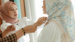 Apa yang boleh dicontohi dari pengarah urusan sendayu tinggi ini, beliau masih lagi merendah diri dan yang paling penting tak lokek dalam berkongsi ilmu kecantikan. Yatie Sendayu Tinggi Youtube Channel Analytics And Report Powered By Noxinfluencer Mobile