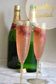 Entdecke rezepte, einrichtungsideen, stilinterpretationen und andere ideen zum ausprobieren. 20 Non Alcoholic Christmas Drinks Recipes For Holiday Mocktails