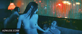 Browse Celebrity Sorted Nude Images - Page 4102 - AZNude