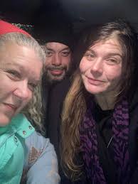 daughter coming home to family