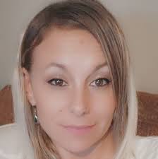 Job opportunities with flexible 7:30am-4:00pm schedule?