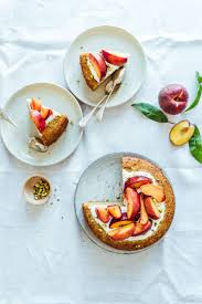 Gateau A L Huile D Olive Glacage Yaourt Peches Roties Lilie Bakery Recette En 2020 Idee Recette Culinaire Cuisson Des Aliments