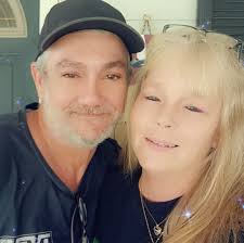 Merry Christmas to my tree climbing family.