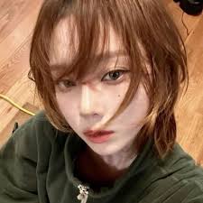 Posts with replies by ophelia (@lanabaew)