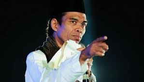 Momen tersebut pun dibagikan uas melalui instagram. Mui Ceramah Ustadz Abdul Somad Tak Seharusnya Diperkarakan Korankaltim Com