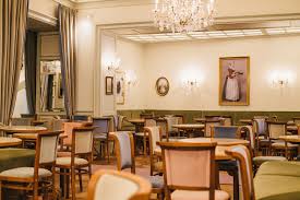 Classi Cafe Interior Cafe Einrichtungen Inneneinrichtung Bad Ischl