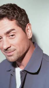 Video from my photo shoot with actor @jr8ramirez #jrramirez #hydepark  #tampa #photoshoot #actor #manifest