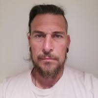 40+ "Oskar M." profiles