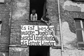 Www Anarchismus At Hausbesetzungen Hausbesetzung 70er Jahre Graffiti Zitate Bilder Politische Zitate