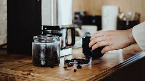 The most common kitchen coffee maker material is ceramic. How Coffee Makers Work Howstuffworks