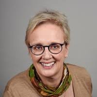 50+ perfiles de «Haase»