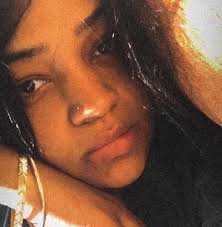 De esos días que no sabes ni entiendes que carajos estás haciendo. Se vale.  Se vale estar perdido. Estás perdido, no muerto. Tranquilo corazón,  tranquilo.