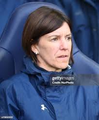 604 Karen Hart Stock Photos, High-Res Pictures, and Images