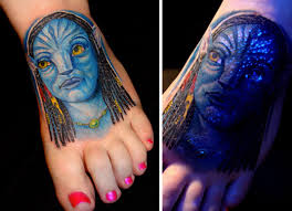 Luces y sombras tattoo & piercing, montevideo. 25 Increibles Tatuajes Que Brillan En La Oscuridad