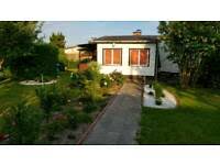 Dem pächter wird das stück land, in diesem fall die parzelle, für meist unbestimmte. Nette Familie Mit Hobbygartner Sucht Ein Kleingarten In Berlin In Berlin Reinickendorf Grundstuck Garten Zur Miete Pacht Ebay Kleinanzeigen