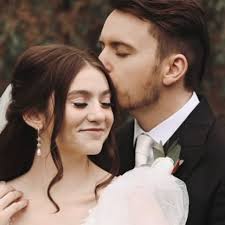 Hailey Avery Christensen (@hailey.avery_) • Фото и видео в Instagram