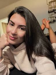 Not to be too flirty, but every time an older men likes my pics I wanna  stalk his profile 🙈