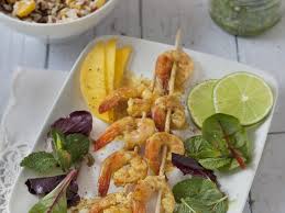 Brochettes De Gambas Marinees Et Riz A La Mangue Recette Recettes De Cuisine Gambas Marinees Recette Gambas