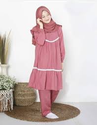 Gambar atau tulisan yang dibuat oleh distro menjadi daya tarik tersendiri karena keunikannya. Jual Model Setelan Anak Abg Terbaru Lazada Co Id