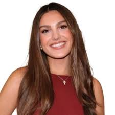 Thrilled to announce that I'll be joining Legends this summer as a Global  Sales Intern in their New York office.