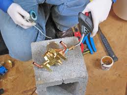 We offer complete pex systems for both potable plumbing and radiant heating including tubing, manifolds, fittings, and other accessories. How To Install A Pex Plumbing System How Tos Diy