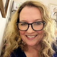 Cindy Lemke's Instagram, Twitter & Facebook