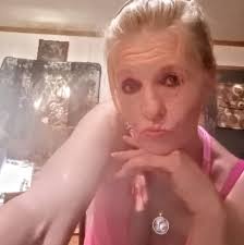 Sorry today is a sad day I lost my beautiful mom..I feel very bad and I  can't think properly..I need someone I can talk to