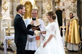 Der sympathische farmer gerald und seine anna lernten sich 2017 bei bauer sucht frau kennen. Bauer Sucht Frau Die Traumhochzeit Von Gerald Im Dezember Fanclub Magazin