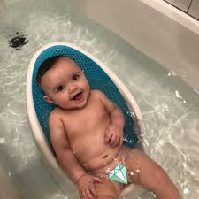 This is the one baby care product every new parents should have! One Step Ahead Angelcare Baby Bath Support Reviews 2021