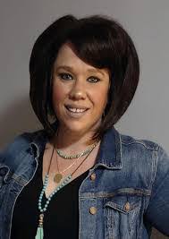 Jenifer Davis's Instagram, Twitter & Facebook