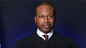 Attorney Carlos Moore (@Esquiremoore)