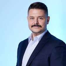 Overwhelmed planning a career transition?