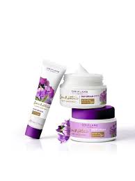 Pin By Princessfolakeh On Oriflame Products Oriflame Beauty Products Cream For Oily Skin Baking Soda Shampoo Recipe