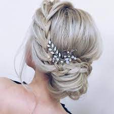 17 Trendy And Chic Updos For Medium Length Hair Highpe Hair Styles Romantic Wedding Hair Updos For Medium Length Hair