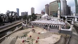 Masjid jamek lrt station is a rapid transit station in kuala lumpur, malaysia. Masjid Jamek Kuala Lumpur Youtube