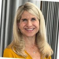 Laura Bouma's Instagram, Twitter & Facebook